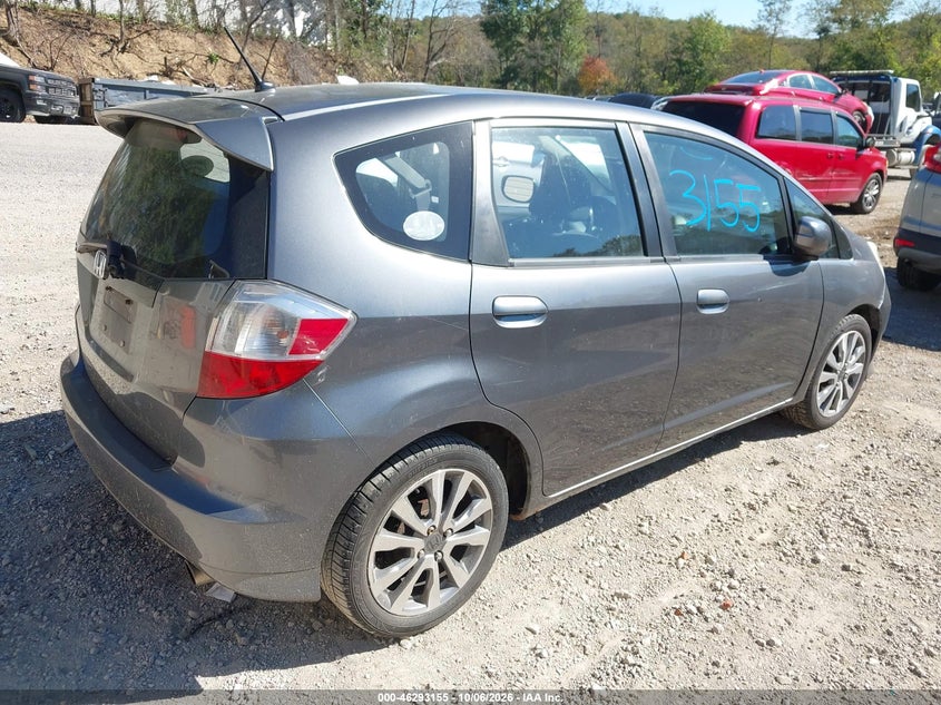 Vin: jhmge8h51dc029900, lot: 46793317, honda fit sport 20134