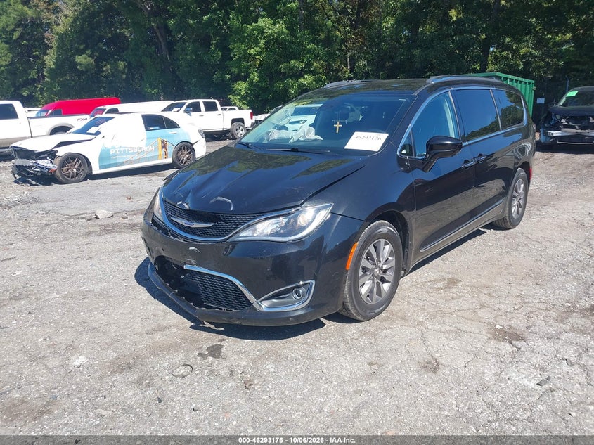 Vin: 2c4rc1eg8kr636782, lot: 46793339, chrysler pacifica touring l plus 20192