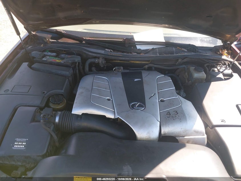 LEXUS LS 430 2002 VIN JTHBN30F120081642