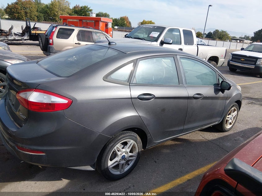 2017 FORD FIESTA SE · Фото 4