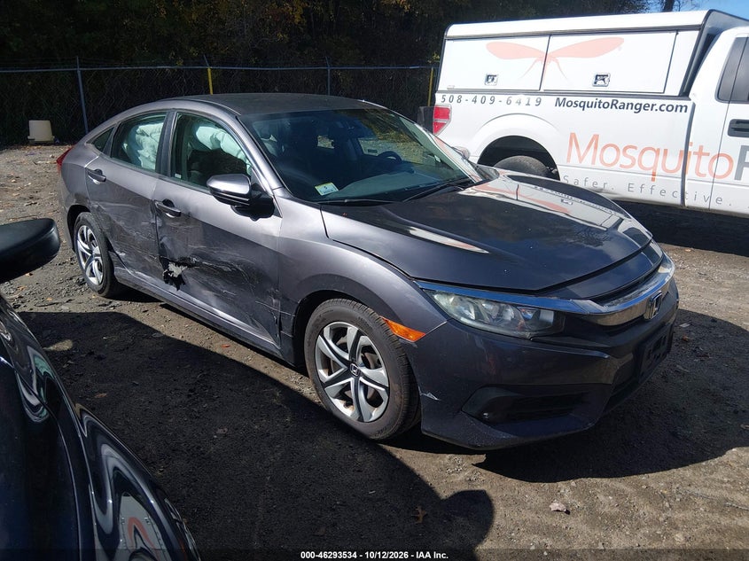Vin: 19xfc2f55je028711, lot: 46793697, honda civic lx 2018 img_1