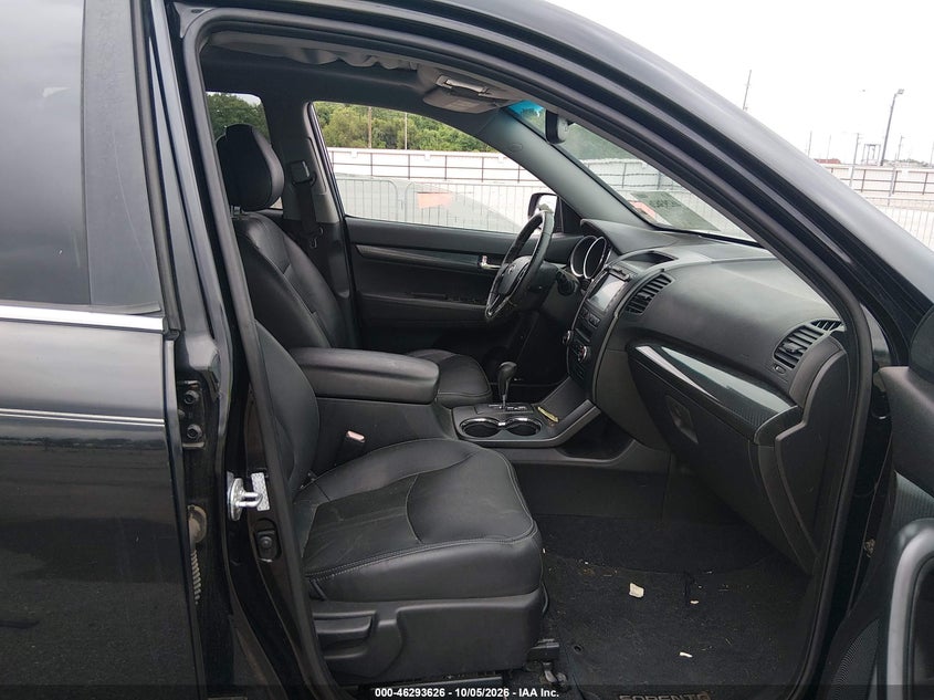 KIA SORENTO 2011 VIN 5XYKW4A27BG102701