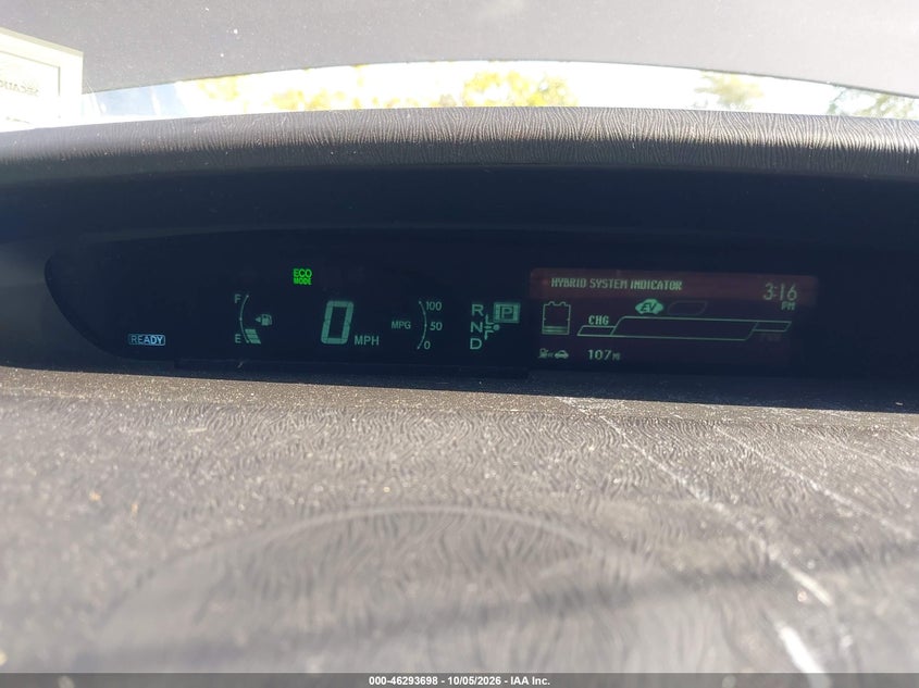 2015 TOYOTA PRIUS TWO · Фото 7