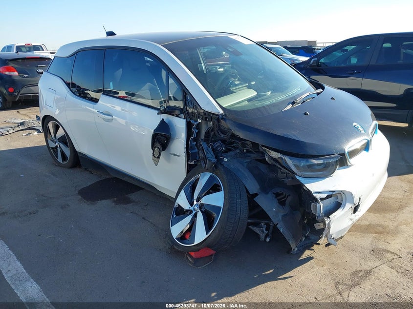 2017 BMW I3 94 AH W/RANGE EXTENDER · Photo 6