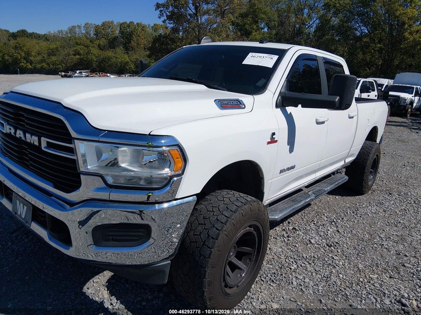 Vin: 3c6ur5dl3mg653326, lot: 46793941, ram 2500 big horn  4x4 6'4 box 20212