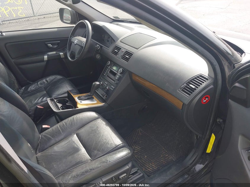 VOLVO XC90 2008 VIN YV4CZ982381476713