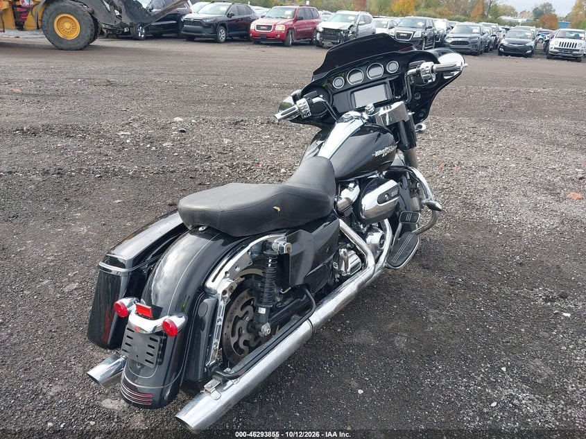 HARLEY-DAVIDSON FLHX 2018