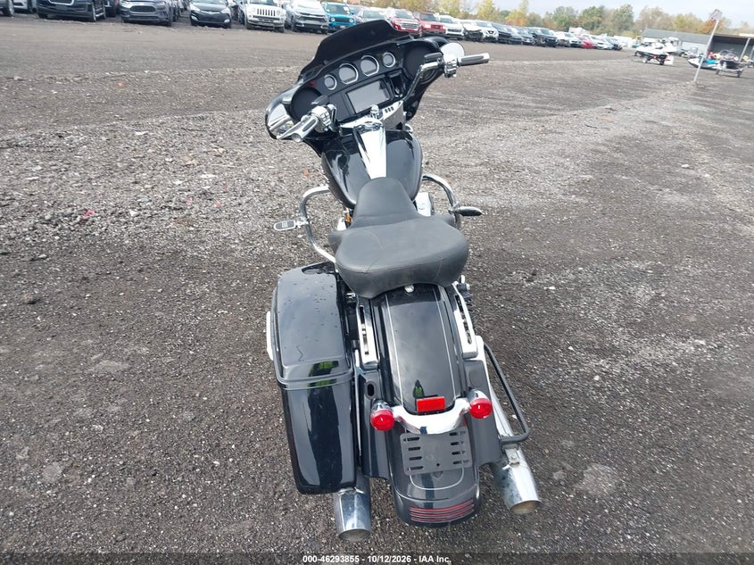 HARLEY-DAVIDSON FLHX 2018