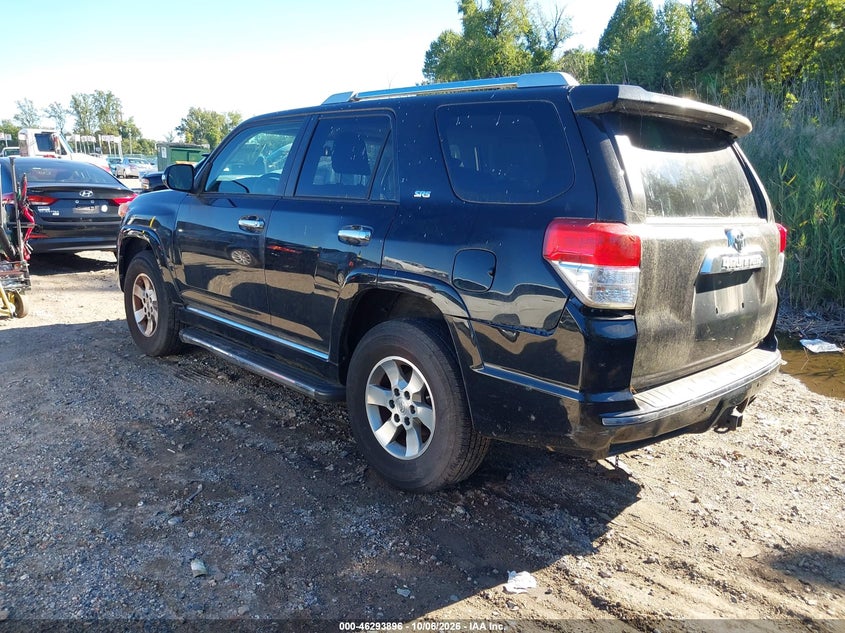 2012 TOYOTA 4RUNNER SR5 · Фото 3