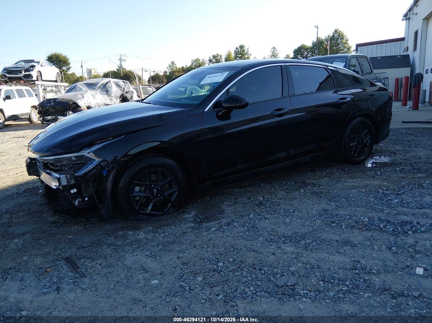Vin: knag24j78s5384947, lot: 46794284, kia k5 lxs 20252