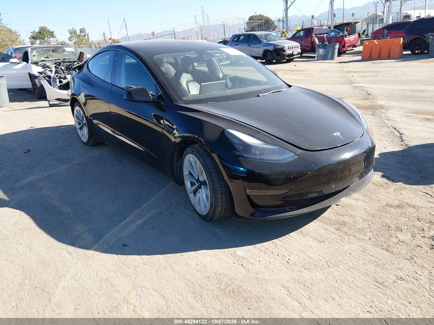 Vin: 5yj3e1ea4nf190111, lot: 46794285, tesla model 3 rear-wheel drive 2022 img_1