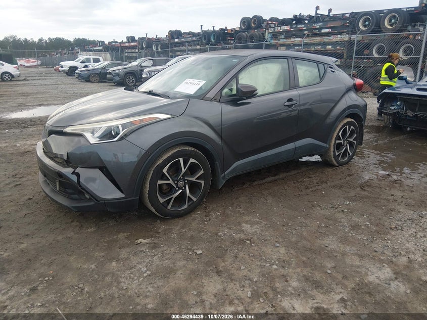 Vin: jtnkhmbx0j1008478, lot: 46794602, toyota c-hr xle premium 20182