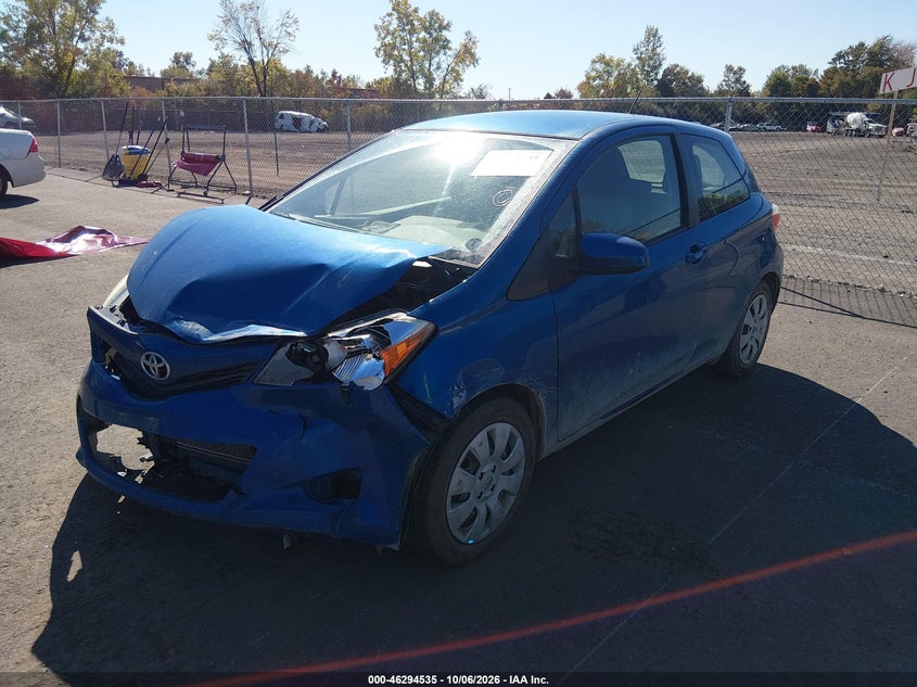 Vin: jtdjtud30cd514063, lot: 46794698, toyota yaris le 20122