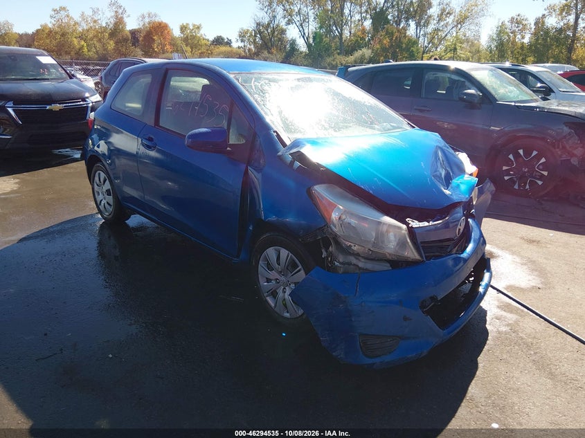 Vin: jtdjtud30cd514063, lot: 46794698, toyota yaris le 20121