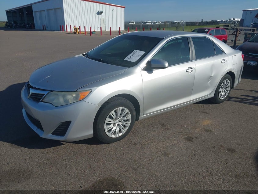 2014 Toyota Camry L, Обычный износ, IAAI, VIN 4T1BF1FK5EU857562 — фото 2