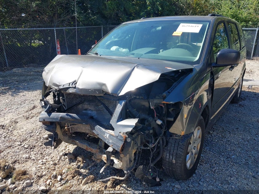 Vin: 2a4rr4de6ar344332, lot: 46794782, chrysler town & country lx 20102