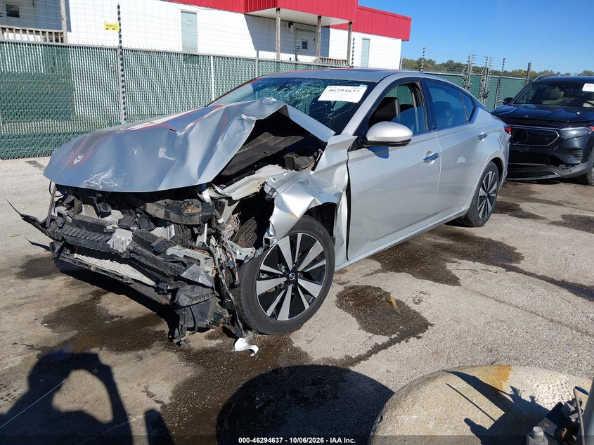Vin: 1n4bl4ev2lc136960, lot: 46794800, nissan altima sl fwd 20202