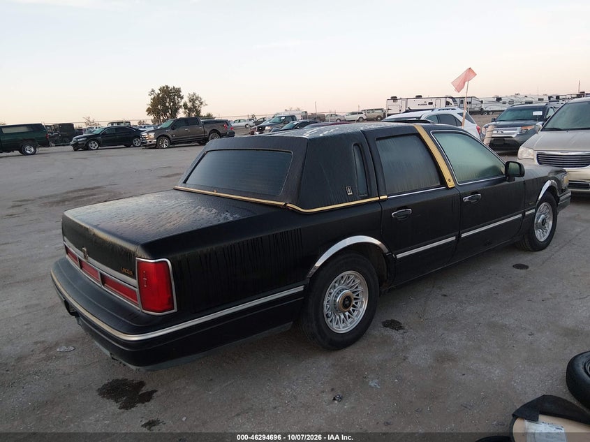 LINCOLN TOWN CAR 1996 VIN 1LNLM81W9TY670389