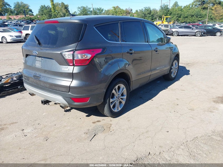 Vin: 1fmcu0gd3hue03657, lot: 46795031, ford escape se 20174