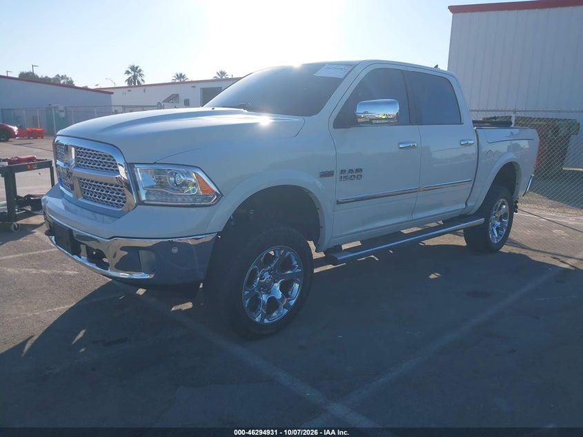 Vin: 1c6rr7nt8hs611376, lot: 46795094, ram 1500 laramie  4x4 5'7 box 20172
