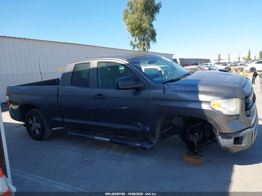 TOYOTA TUNDRA - zdjęcie 13