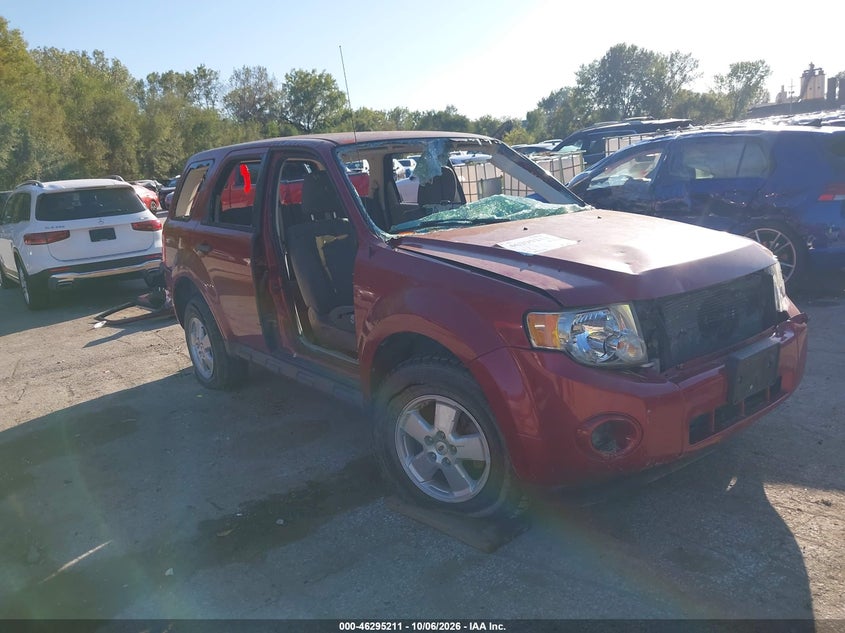 Vin: 1fmcu9c79bkb84033, lot: 46795374, ford escape xls 20111