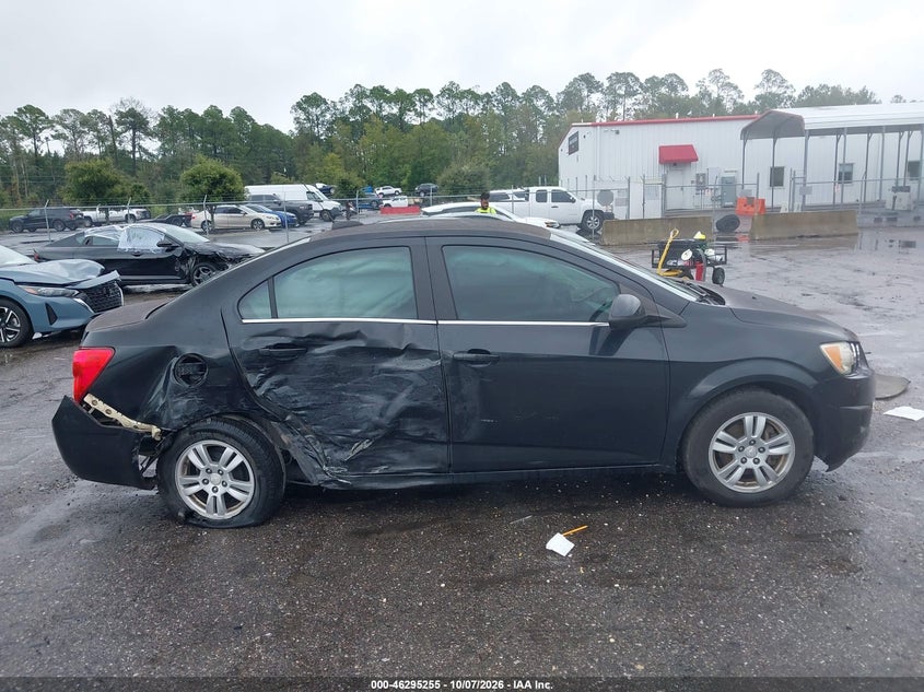 2015 CHEVROLET SONIC LT AUTO · Photo 13