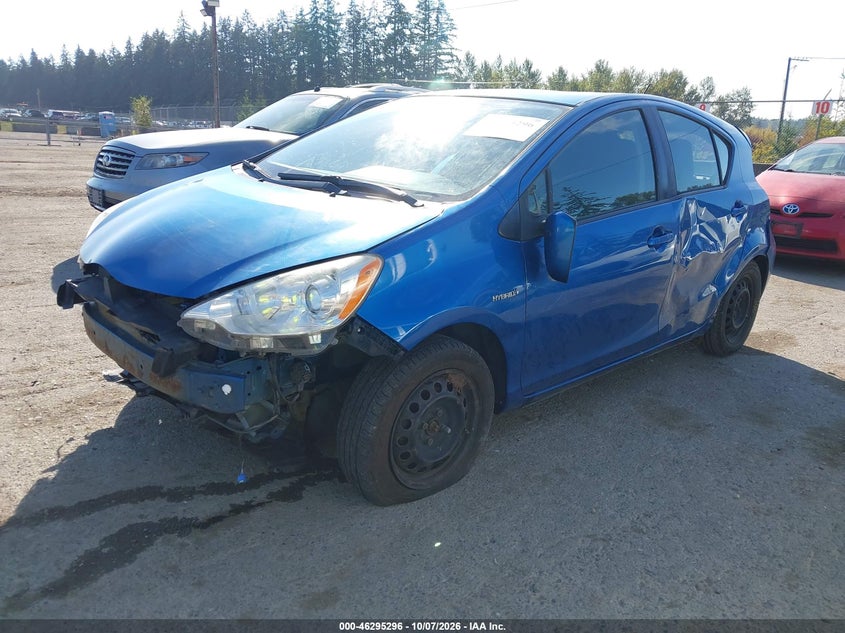 Vin: jtdkdtb30e1559894, lot: 46795462, toyota prius c two 20142