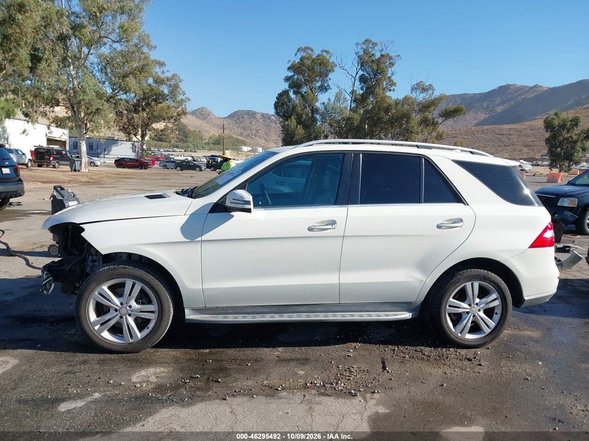 2013 MERCEDES-BENZ ML 350 · Фото 14
