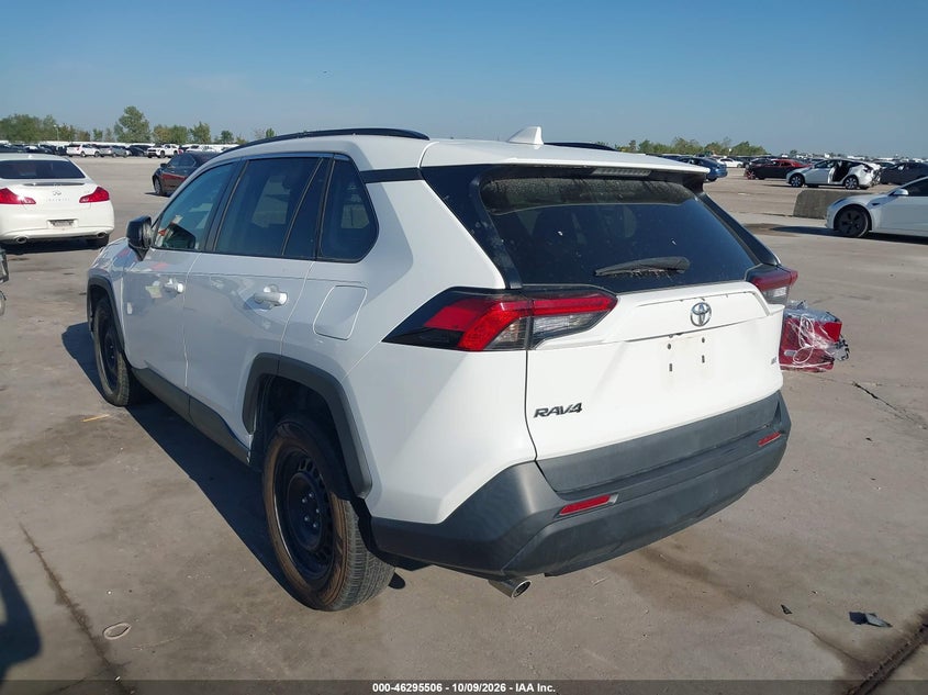 TOYOTA RAV4 - zdjęcie 3