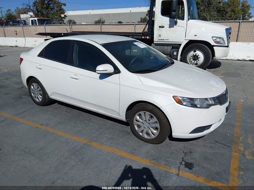 Vin: knafu4a22c5496493, lot: 46795732, kia forte ex 2012 img_1