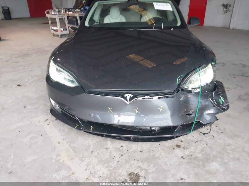 TESLA MODEL S - zdjęcie 19