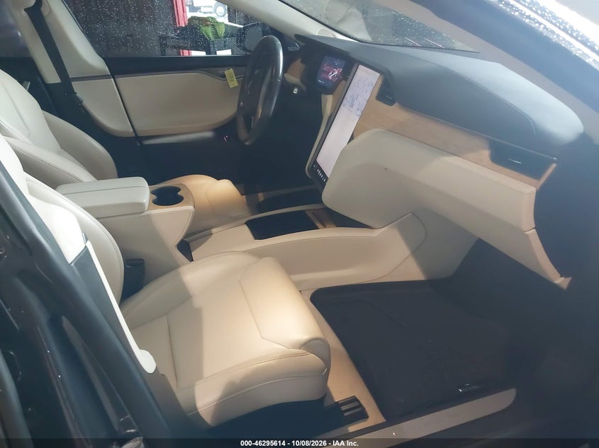 TESLA MODEL S - zdjęcie 5