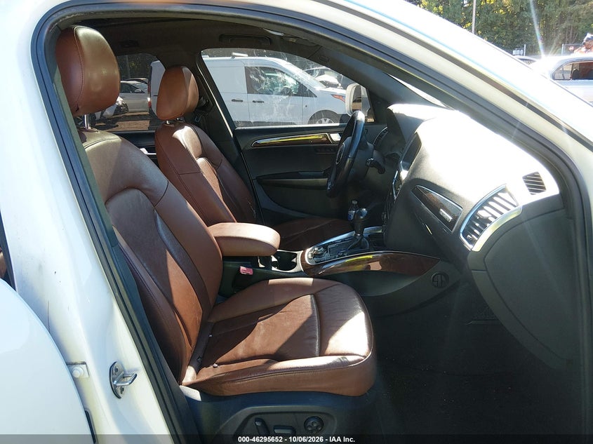 AUDI Q5 2012 VIN WA1LFAFP0CA139706
