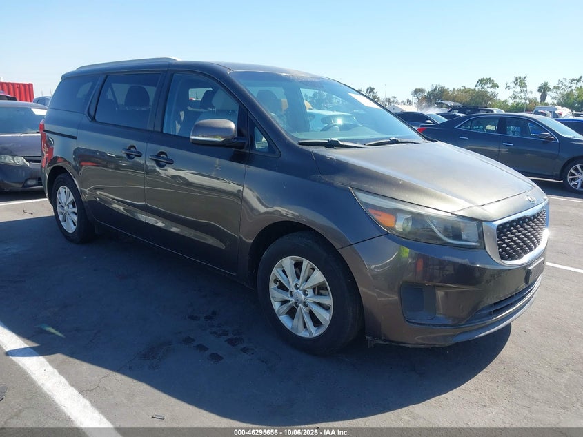 2015 KIA SEDONA LX