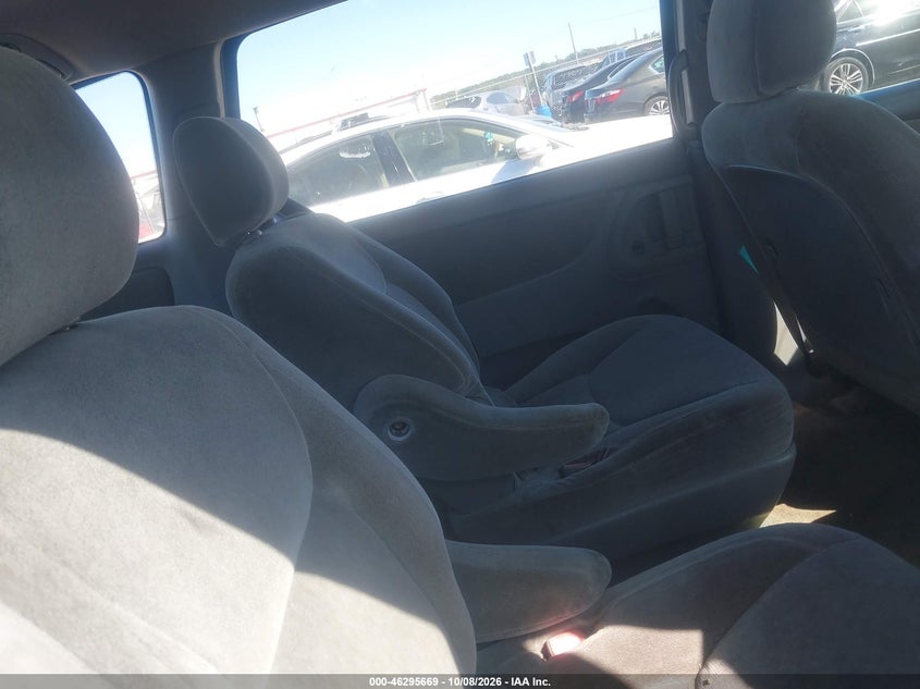 TOYOTA SIENNA 2005 VIN 5TDZA23C25S280711
