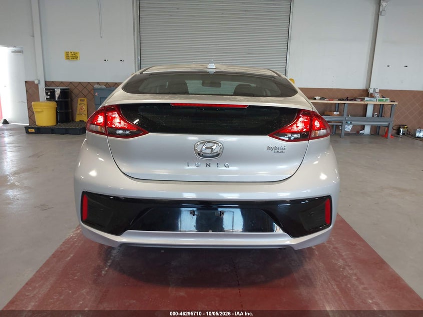 HYUNDAI IONIQ HYBRID 2018 VIN KMHC65LC0JU076595