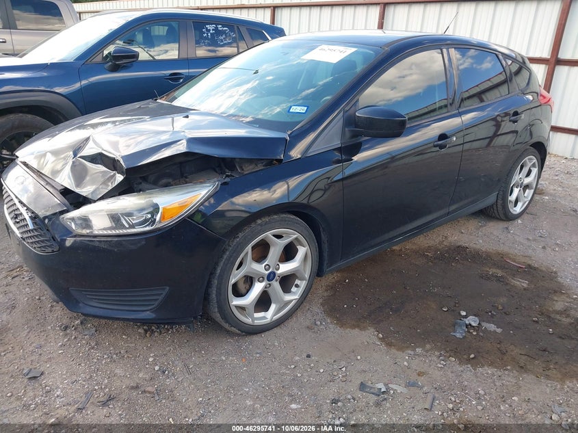 Vin: 1fadp3k22jl269331, lot: 46795904, ford focus se 20182