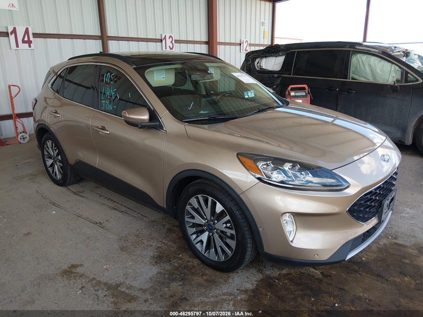 Vin: 1fmcu0dzxluc25870, lot: 46795960, ford escape titanium hybrid 2020 img_1
