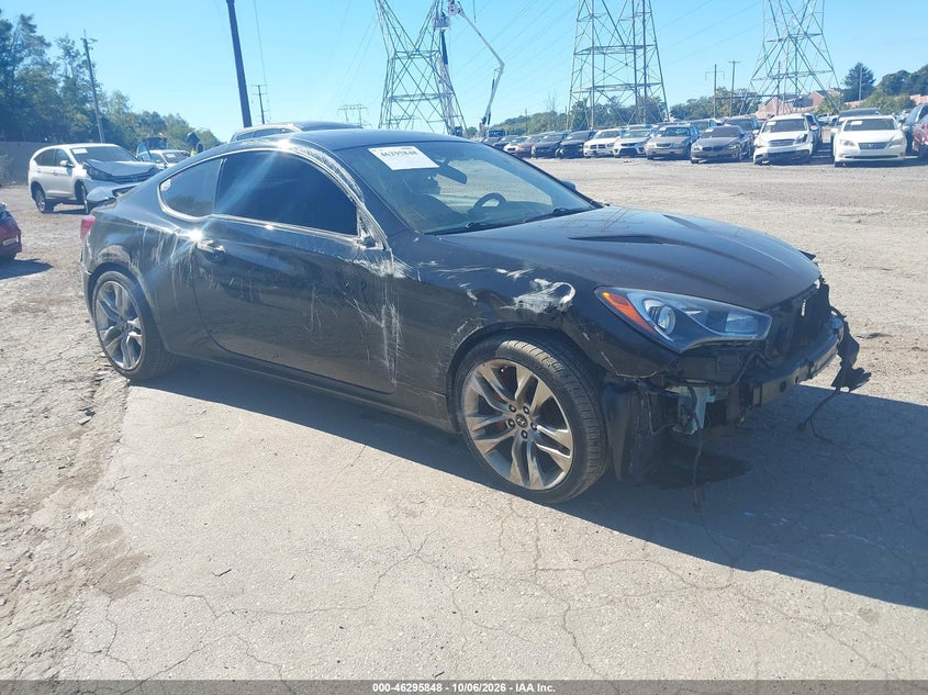 2013 HYUNDAI GENESIS 3.8 TRACK
