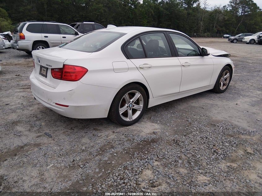 Vin: wba3b5c59ep540700, lot: 46796105, bmw 328i xdrive 20144