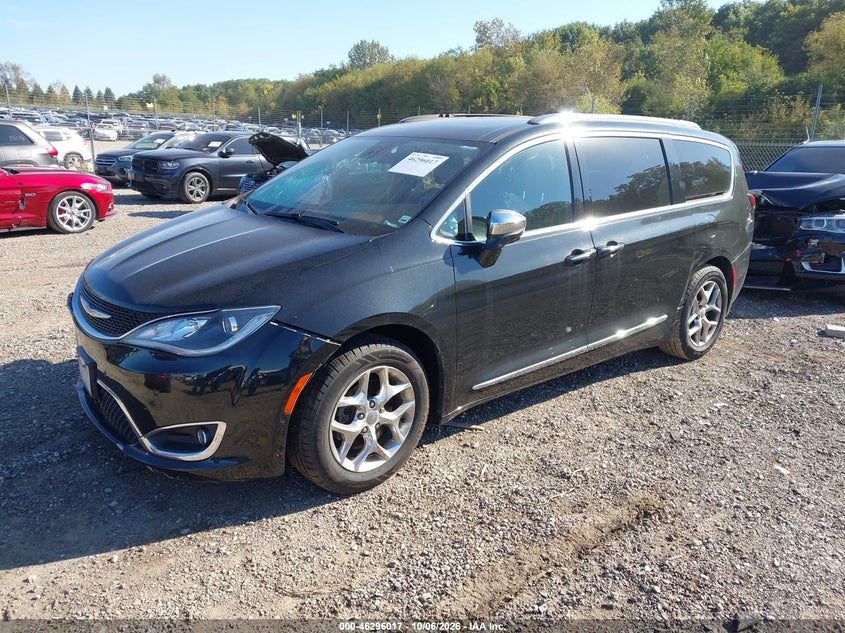 Vin: 2c4rc1gg3hr528866, lot: 46796180, chrysler pacifica limited 20172