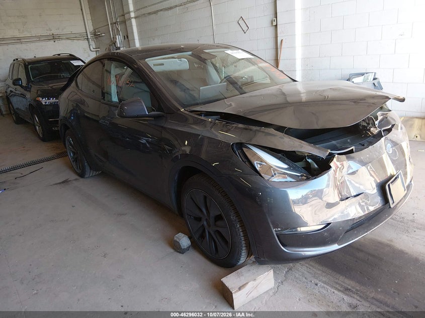 Vin: 7saygdee5ra317331, lot: 46796193, tesla model y long range dual motor all-wheel drive 2024 img_1