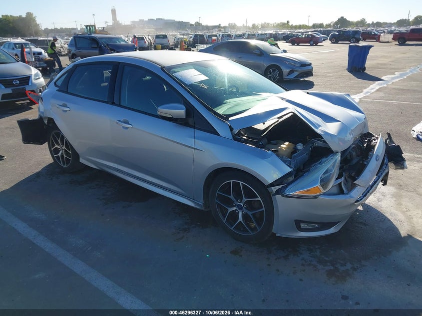 Vin: 1fadp3f26fl363634, lot: 46796490, ford focus se 20151