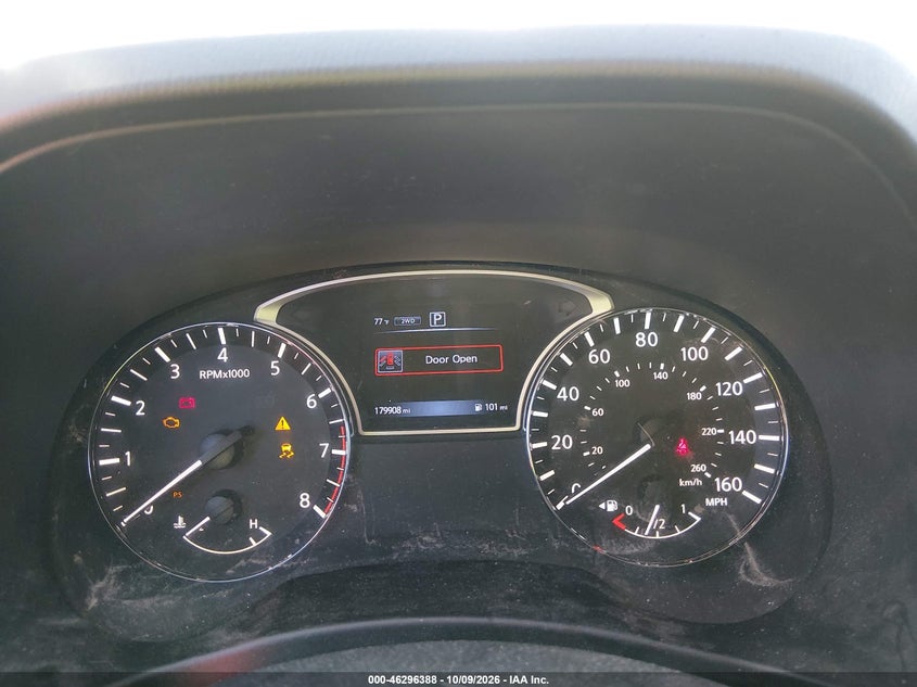 NISSAN PATHFINDER 2017 VIN 5N1DR2MM1HC601861