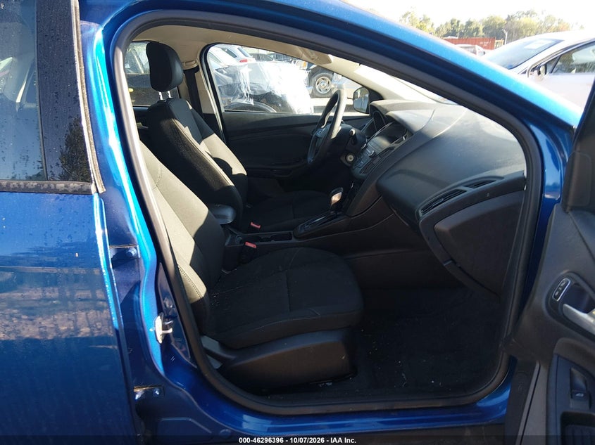 2018 FORD FOCUS SE · Photo 5