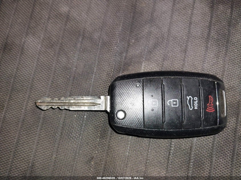 2017 KIA FORTE LX · Фото 11