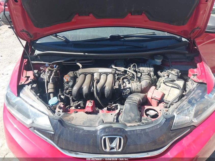 HONDA FIT 2015 VIN 3HGGK5H82FM732816