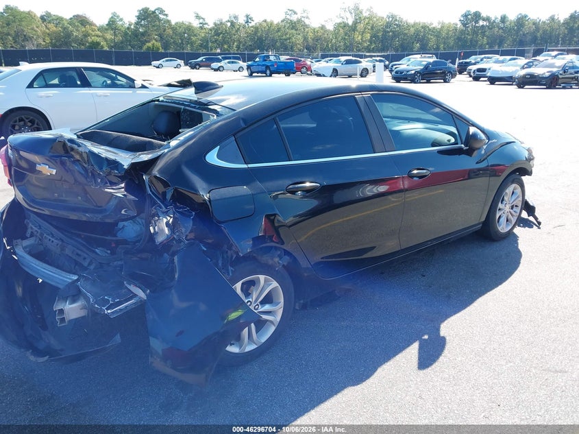 Vin: 1g1be5smxk7124321, lot: 46796867, chevrolet cruze lt 20194