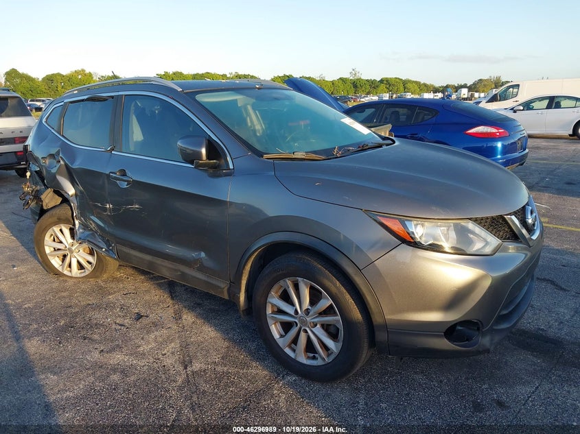 Vin: jn1bj1cp5hw024892, lot: 46797152, nissan rogue sport sv 2017 img_1